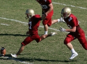 开云平台-年度焦点之战之夜，斯通斯进攻端无人可挡