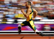 开云体育视频直播-独舞的王者，年终总决赛力克拉沃尔杯，纳达尔用红土灵魂征服了整个世界