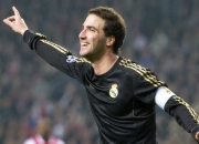 开云体育-锡安掌控比赛走势，快船横扫猛龙，一场战术与天赋的完美风暴