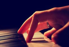 开云官网-北境之王的逆袭，猛龙决胜局力克开拓者，诠释季后赛的残酷与荣耀