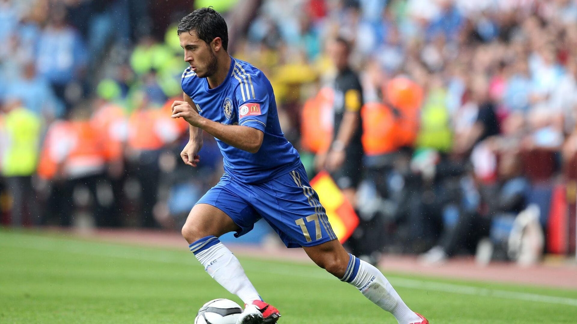 篮网式全面压制与德甲争冠战的杰伦时刻，现代篮球的跨洋交响