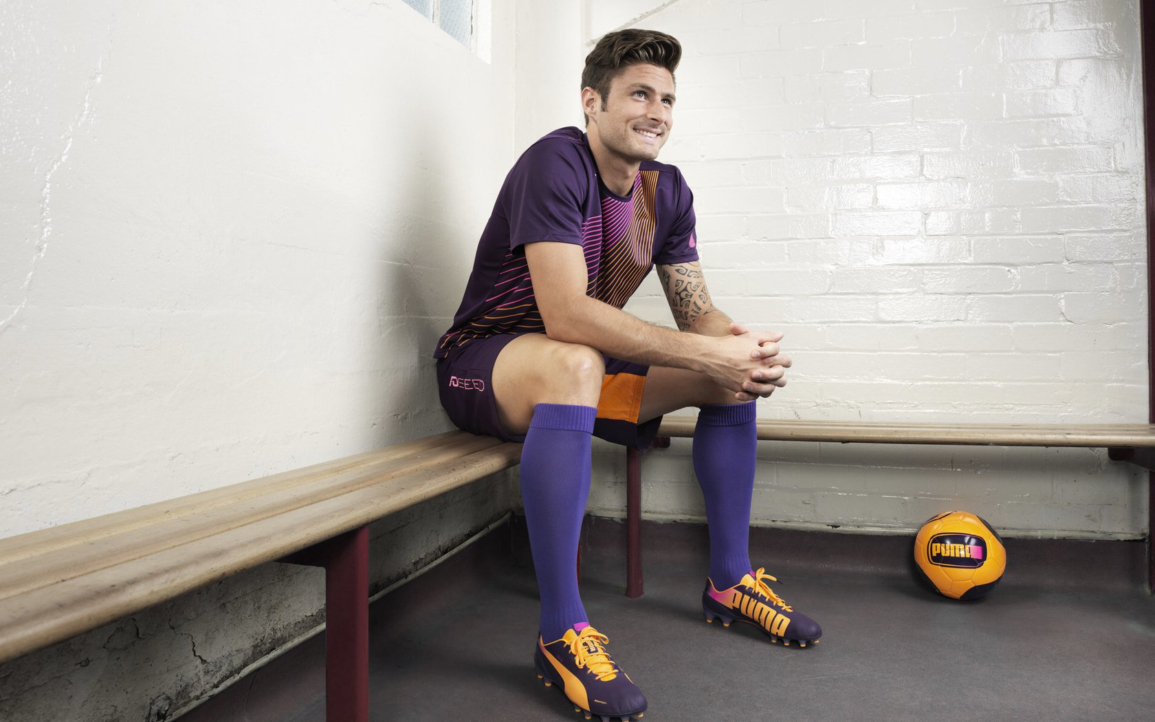 马克西运筹帷幄，骑士军团强势击穿太阳防线